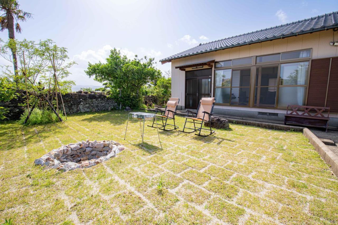 Goto I-House Villa Luaran gambar
