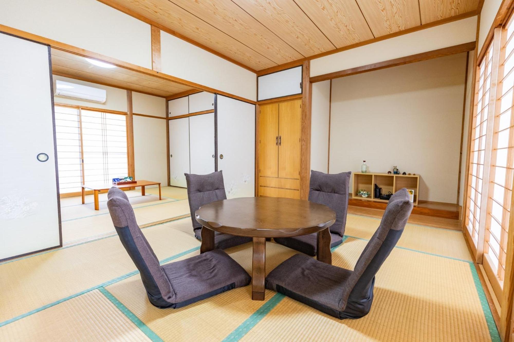 Goto I-House Villa Luaran gambar